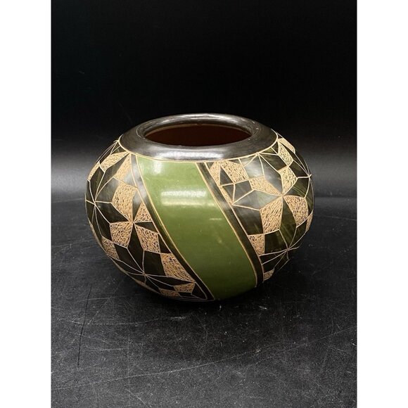 Sgraffito Carved Pottery Vase Nicaragua Bismarck Ocampo Signed Folk Art - Picture 7 of 11